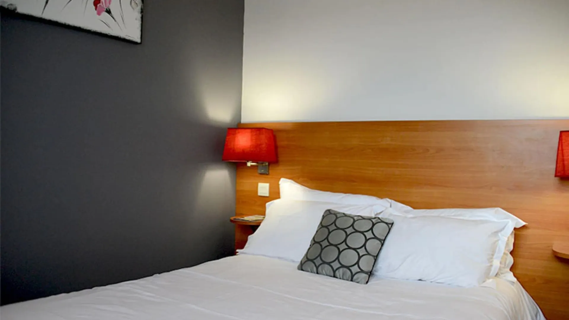 The Originals City, Hotel Helios, Roanne Nord Mably