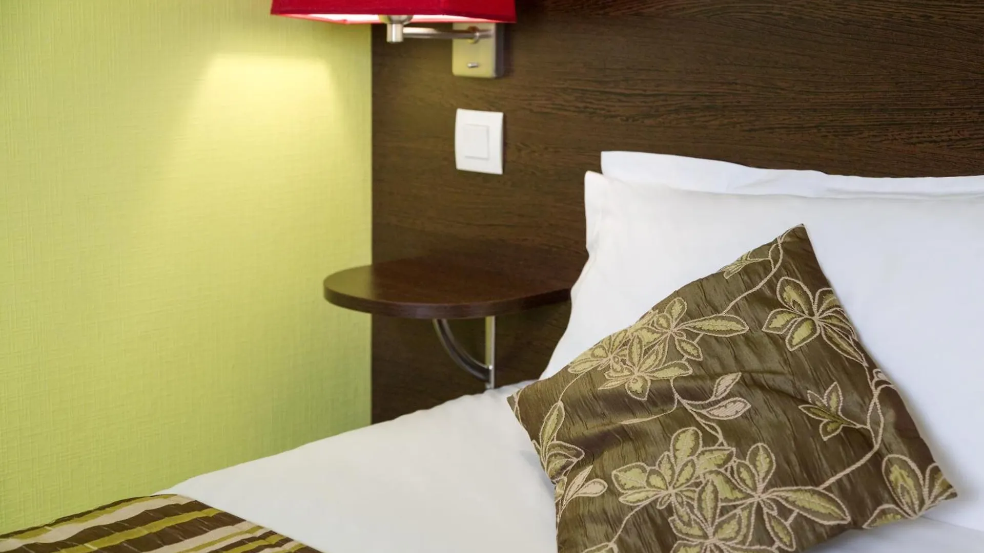 The Originals City, Hotel Helios, Roanne Nord Mably 3*,  France